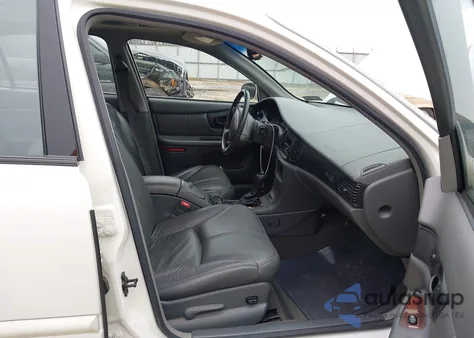 2001 Buick Regal Gs from USA, damaged, VIN 2G4WF551211160017